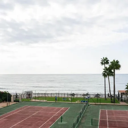 Alhamar Beach Apartment