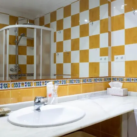 Alhamar Beach Apartament